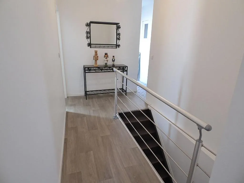 Le Coustalou Vila Puybrun 0*,